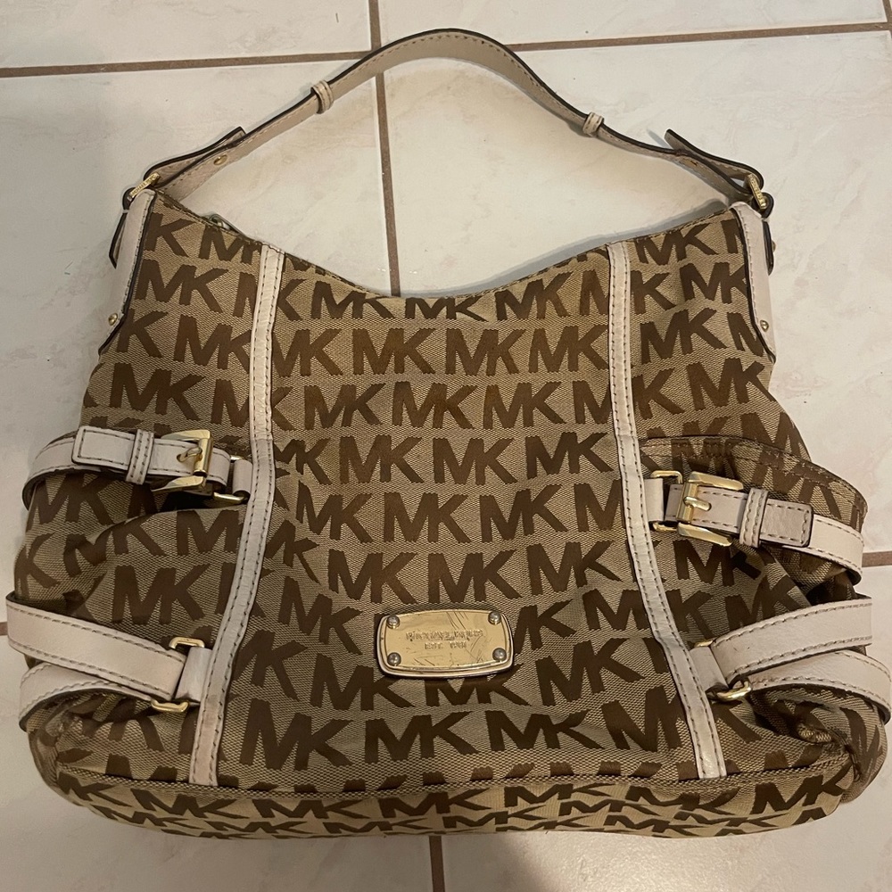 MOVING SALE❗️Michael Kors Shoulder Bag 🤎